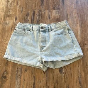 forever 21 light wash jean shorts
